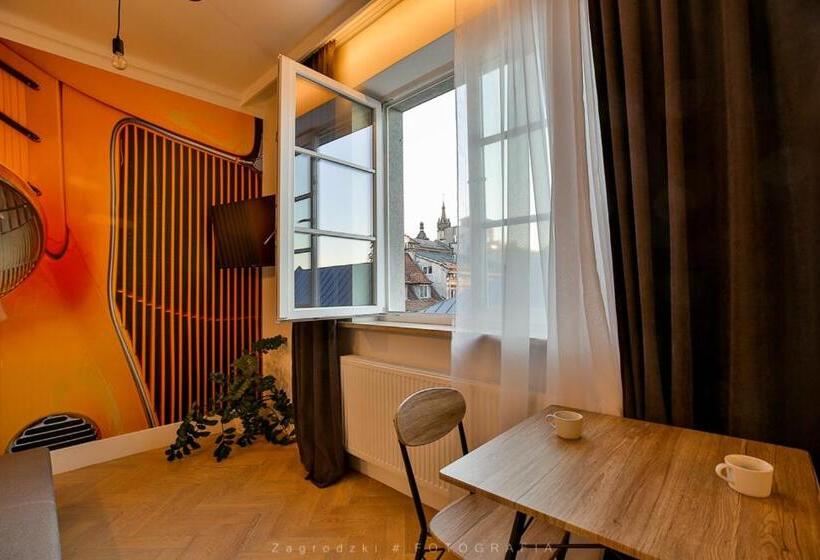 Апартаменты Deluxe 1 Спальня, Saint Thomas Corner   By Upstairs