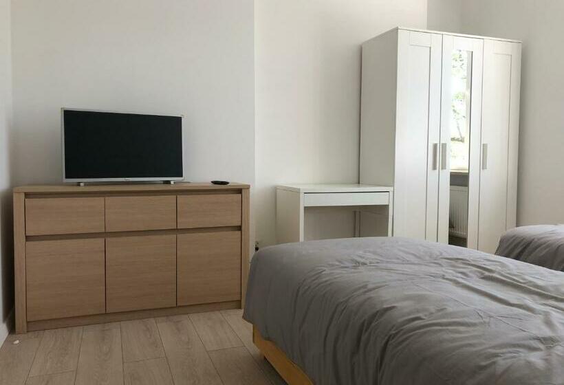 Apartamento 2 Dormitórios, A&b Willa Klaudyny