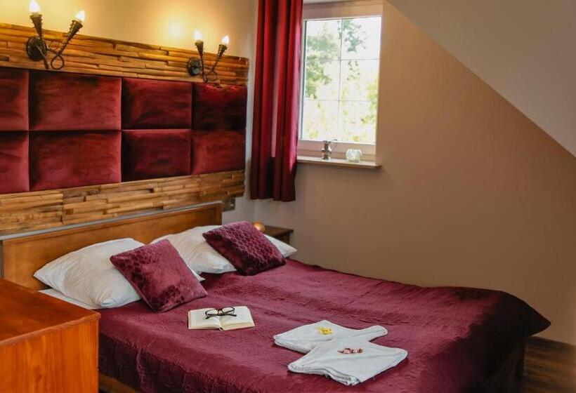 Apartamento 1 Dormitório, Willa Kazimiera
