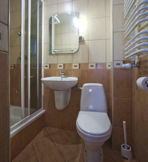 Quarto Estandar, Willa Park