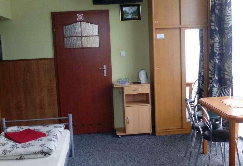 Четырехместный Номер Стандарт, Miltex