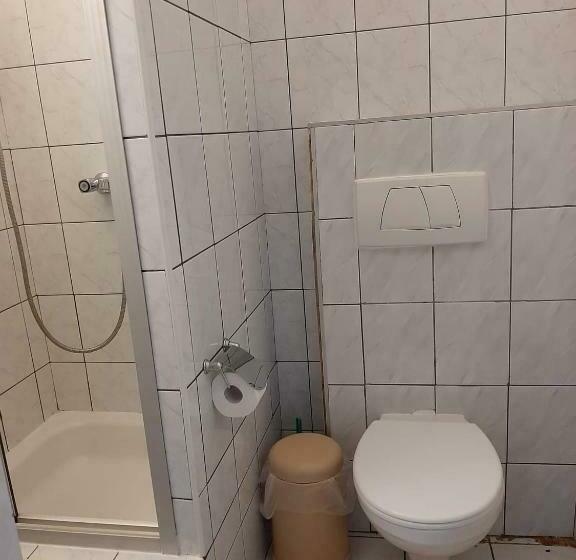 Номер Стандарт, Usługi Hotelarskie Karpacz