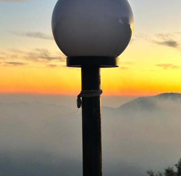 标准间带山景, Instaview Kanatal