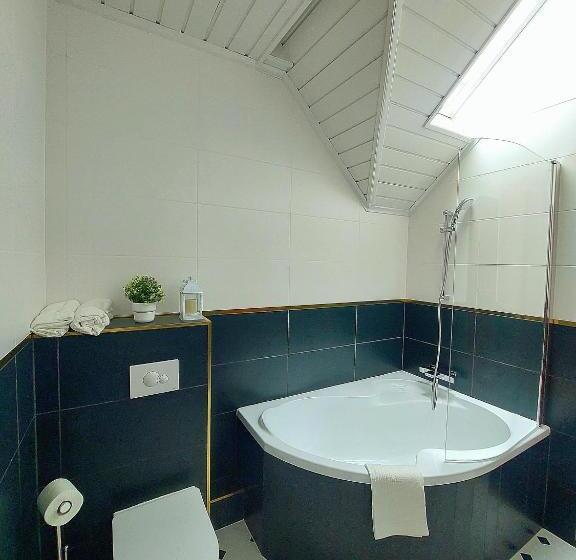 Номер Стандарт Вид на Озеро, Füge Villa Luxury & Wellness
