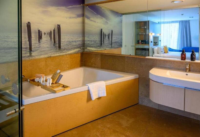 Номер Deluxe Кровать Кинг, Ohtel Wellington