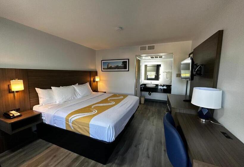 Номер Стандарт Кровать Кинг Адаптированный для Инвалидов, Quality Inn Santa Fe New Mexico