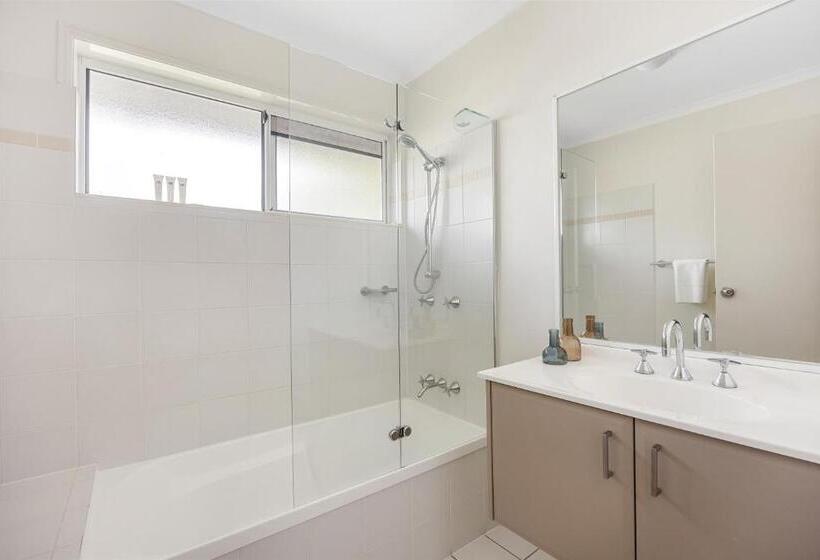 발코니가 있는 2 베드룸 아파트, Noosa Outrigger Beach Resort