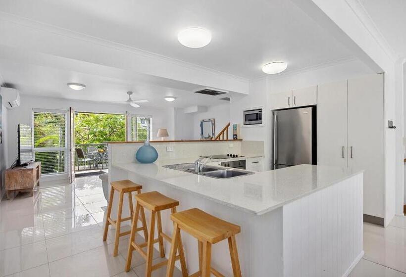 침실 4개 아파트, Noosa Outrigger Beach Resort