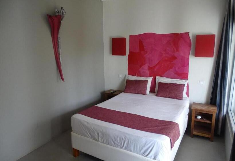 اتاق استاندارد با تراس, La Tonnelle Guest House