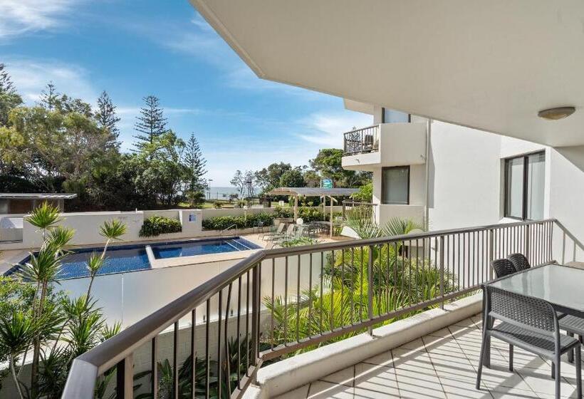 Апартаменты 3 Спальни Вид на Бассейн, Seaview Resort