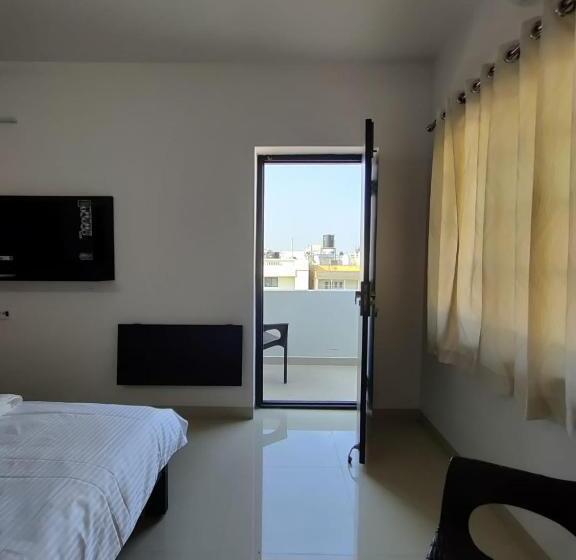 اتاق استاندارد با بالکن, Alohaa Homestel