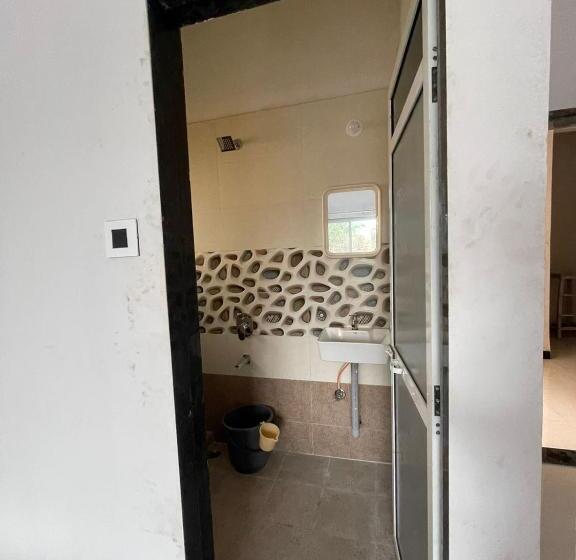 豪华房间, Scarlet Resort Alibag