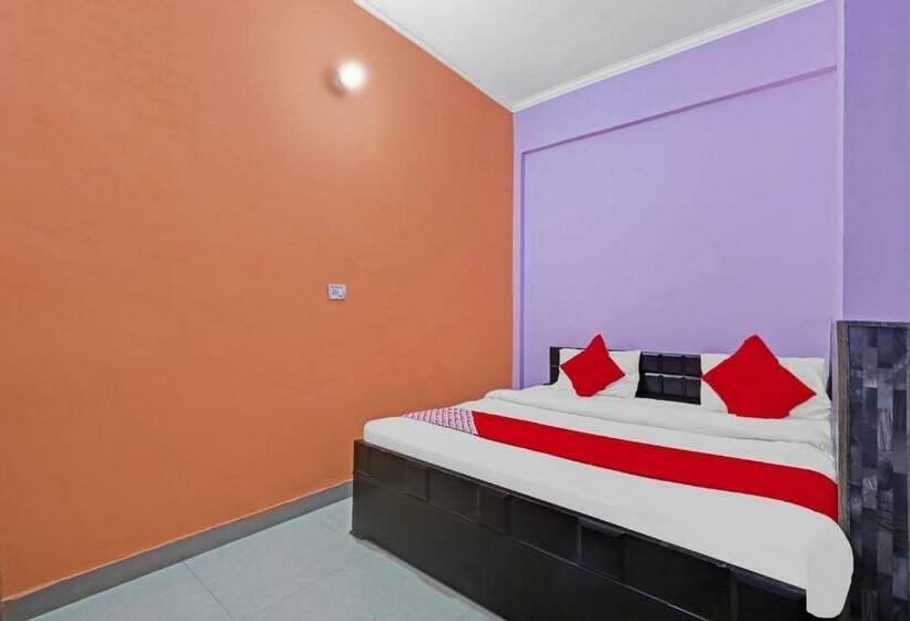 Трехместный Номер Классика, Spot On Hotel Shivam Residency