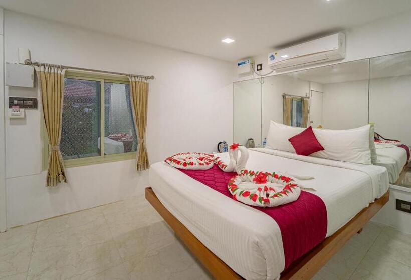 Quarto Deluxe com Sacada, Nathan Resort With Swimming Pool