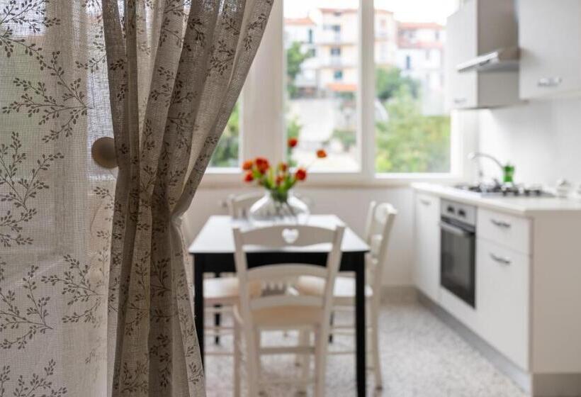 Апартаменты 1 Спальня, B & B L Abbraccio