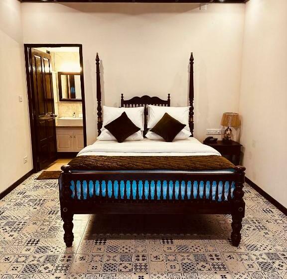 Номер Deluxe, Cherai Lake Resort