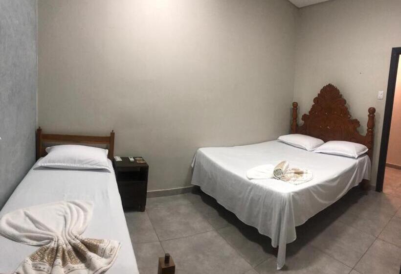 اتاق استاندارد سه نفره, Cuiabá