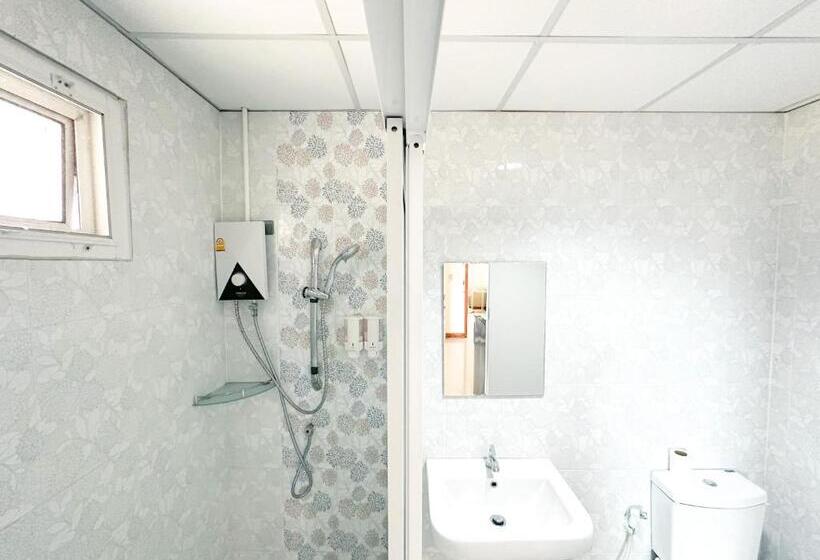 Quarto Familiar, The Island Resort