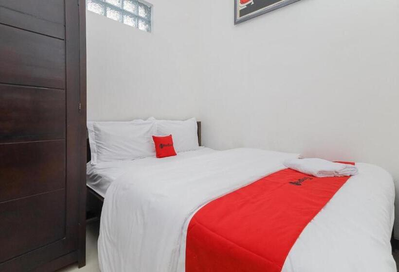 اتاق استاندارد, Reddoorz Syariah Near Universitas Jember