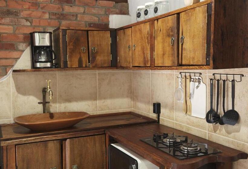 Chalet 1 Dormitório, Sítio Urbano A Apenas 1,5 Km Do Centro