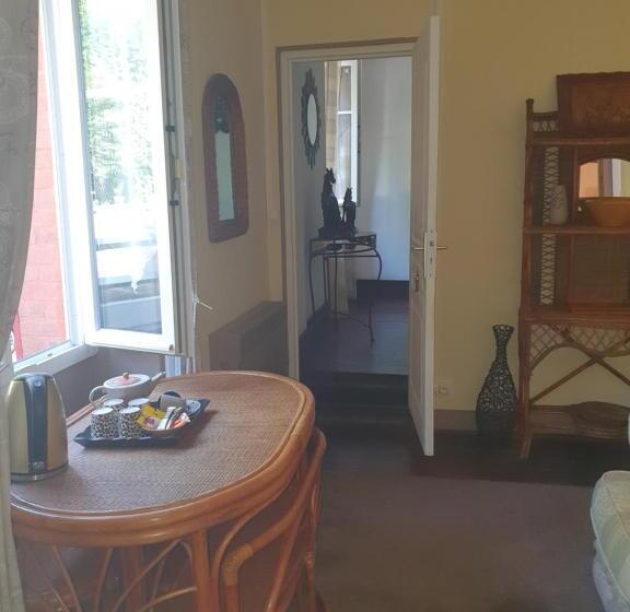 Номер Стандарт, Sunset House Chambres De Hotes