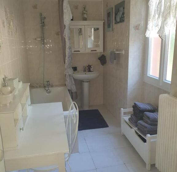 חדר סטנדרט לארבעה, Sunset House Chambres De Hotes