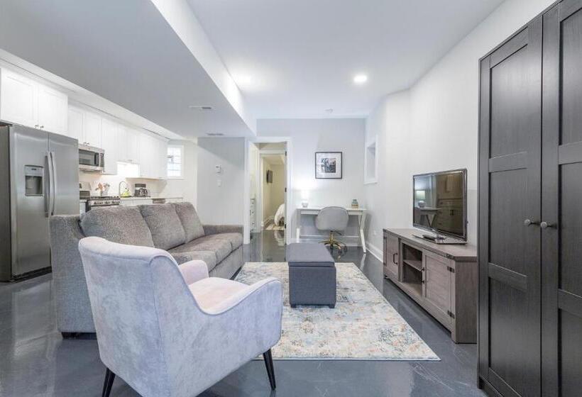 Апартаменты 1 Спальня, Wicker Park Inn