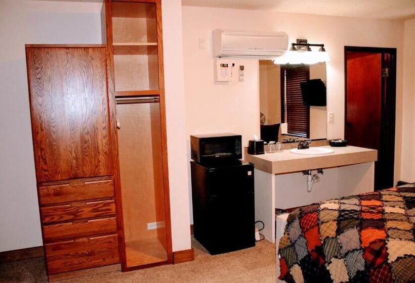 Номер Deluxe, Iowa House Historic Inn