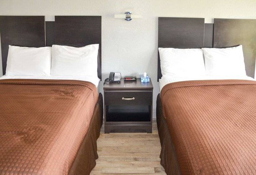 ２ダブルベッドのスタンダードルーム, Rodeway Inn Sun City Center