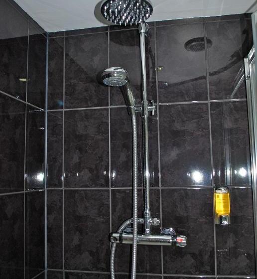 חדר דחוקס עם מיטת קינג, Oak Lodge B&b