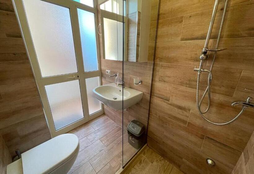 آپارتمان 1 خوابه, Myslym Shyri S Apartments