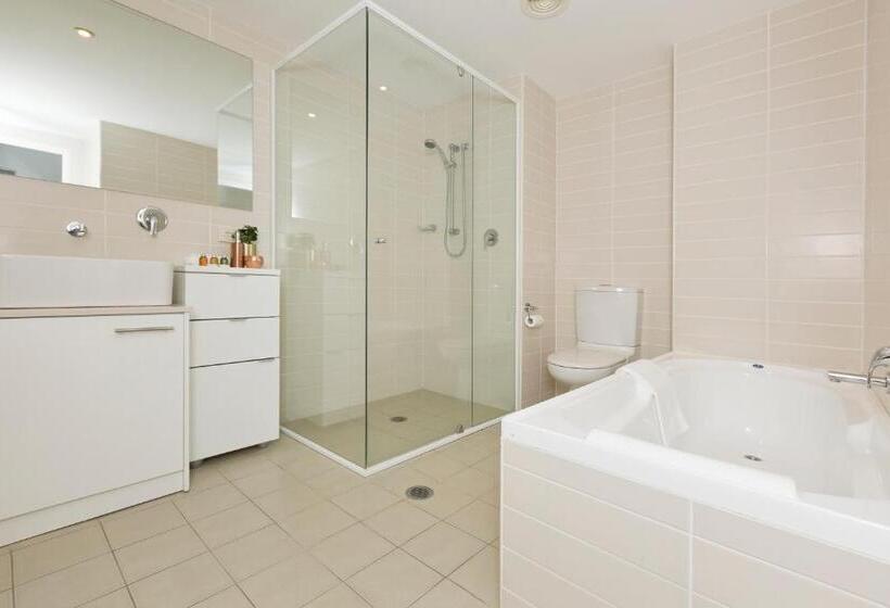 침실 3개 아파트, Sevan Apartments Forster