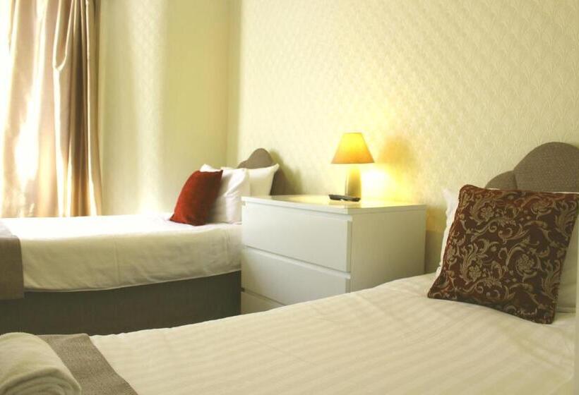 Номер Стандарт, Calypso Hotel Blackpool