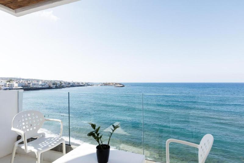 سوییت جونیور با چشم‌انداز دریا, Kahlua Boutique