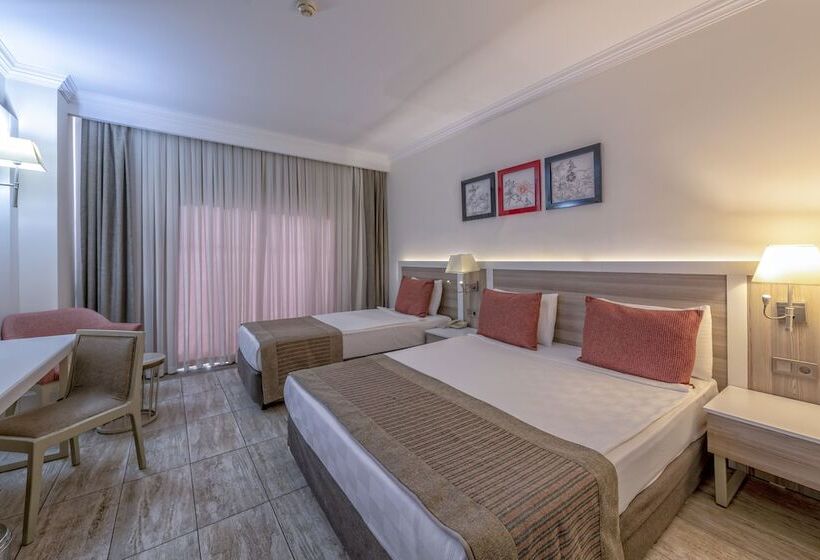 Quarto Familiar, Port River Hotel&spa