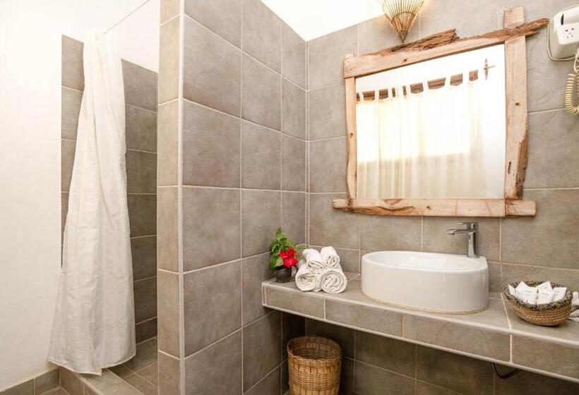 Номер Стандарт Вид на Сад, Mvuvi Boutique Resort