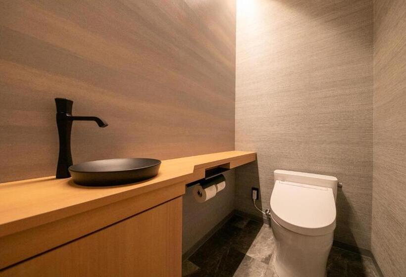 Люкс Вид на Реку, Nabeyahonkan Ryokan