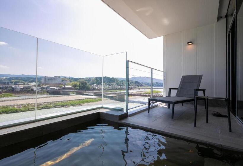 Люкс Вид на Реку, Nabeyahonkan Ryokan
