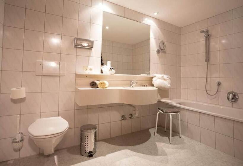 Апартаменты 2 Спальни, Appartements Spullersee