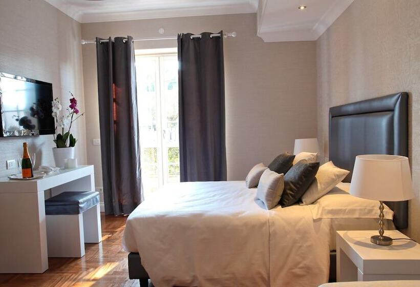 Номер Стандарт Трехместный, La Villetta Suite