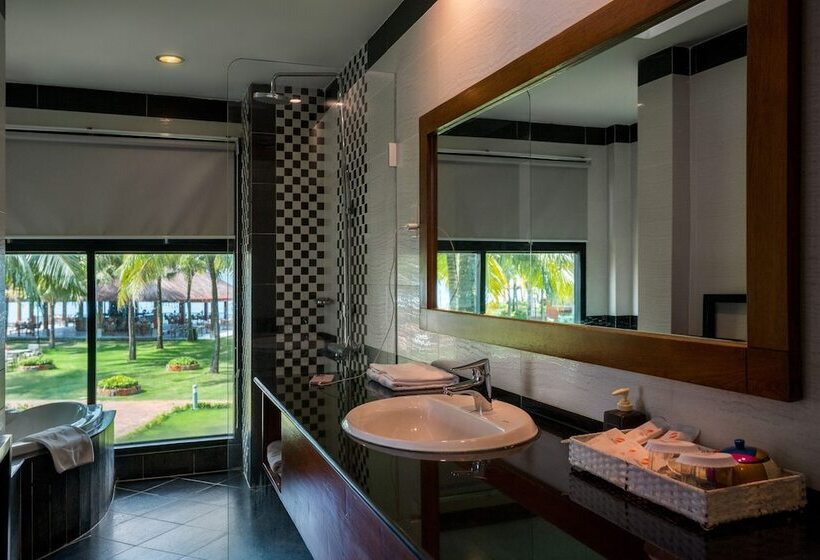 اتاق لوکس با چشم‌انداز دریا, Famiana Resort & Spa   Complimentary Airport Shuttle