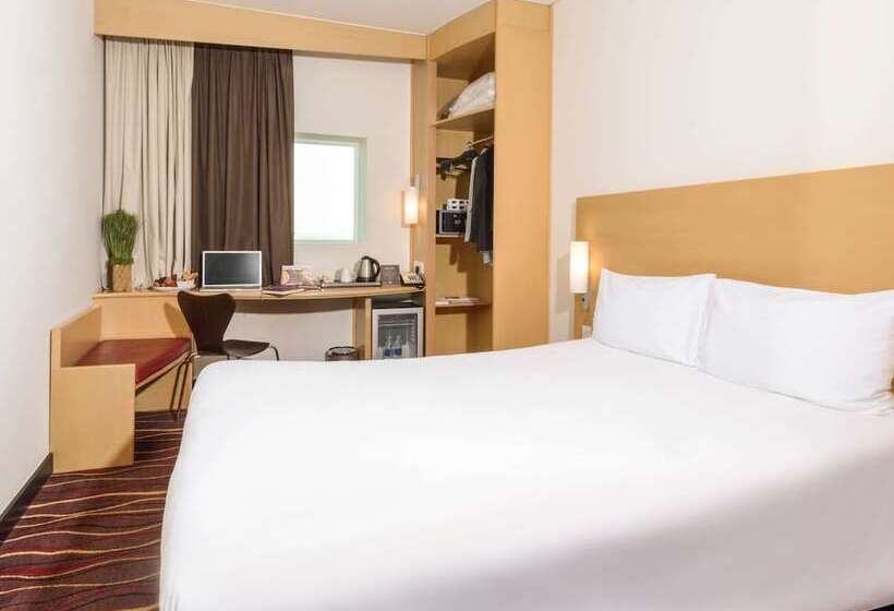 جناح, Ibis Seef Manama