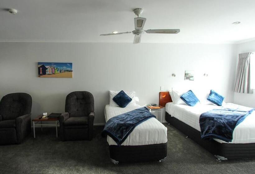 수피리어 스튜디오, Bk's Magnolia Motor Lodge