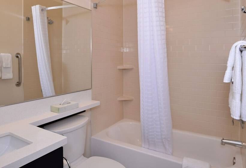 스위트, Candlewood Suites Morgantown Univ West Virginia, An Ihg