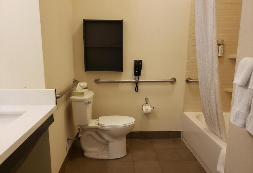 适合残疾人士使用的套间, Candlewood Suites Morgantown Univ West Virginia, An Ihg