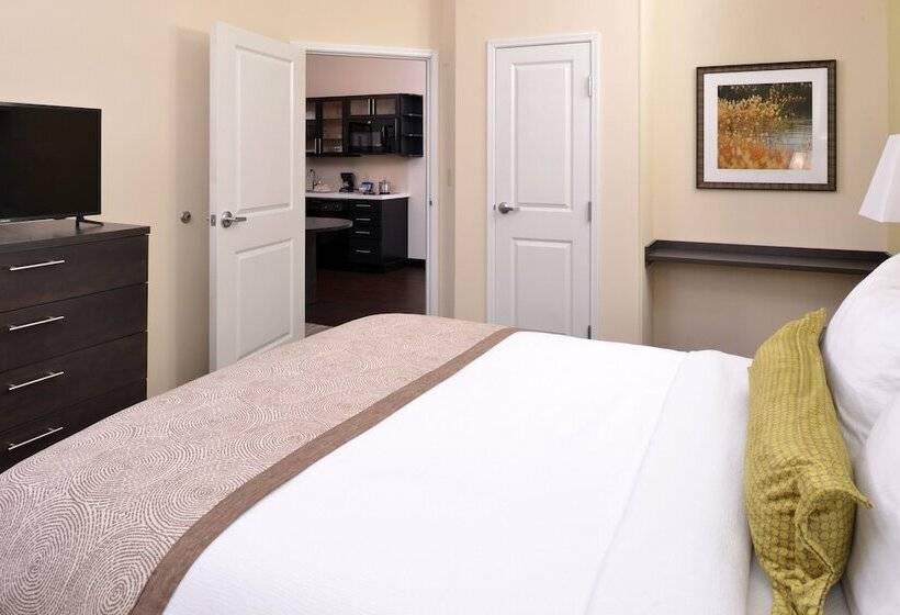 适合残疾人士使用的套间, Candlewood Suites Morgantown Univ West Virginia, An Ihg
