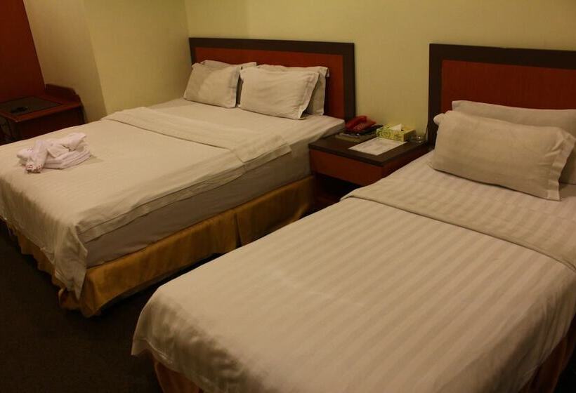 חדר משפחתי, Deleeton