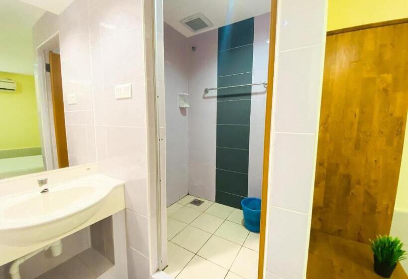 Семейный Номер, Sun Inns Hotel Cheras