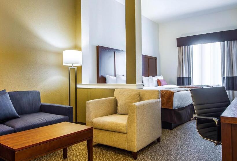 带2个双人床的标准工作室, Comfort Suites Woodland  Sacramento Airport