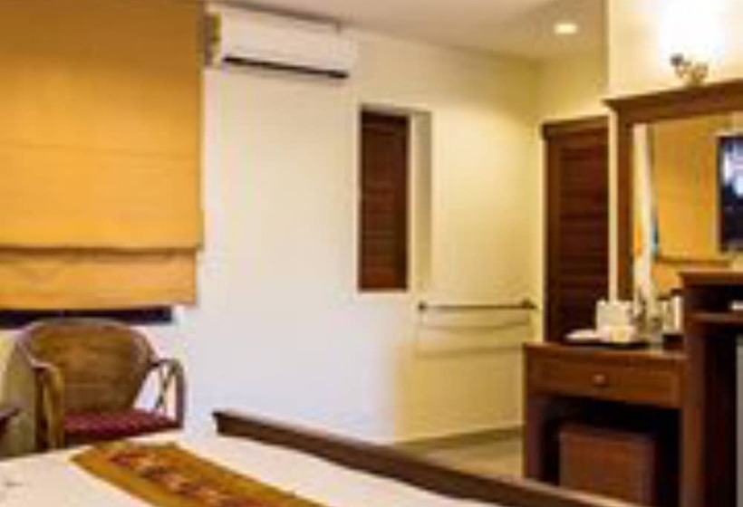 Quarto Superior, Hathai House